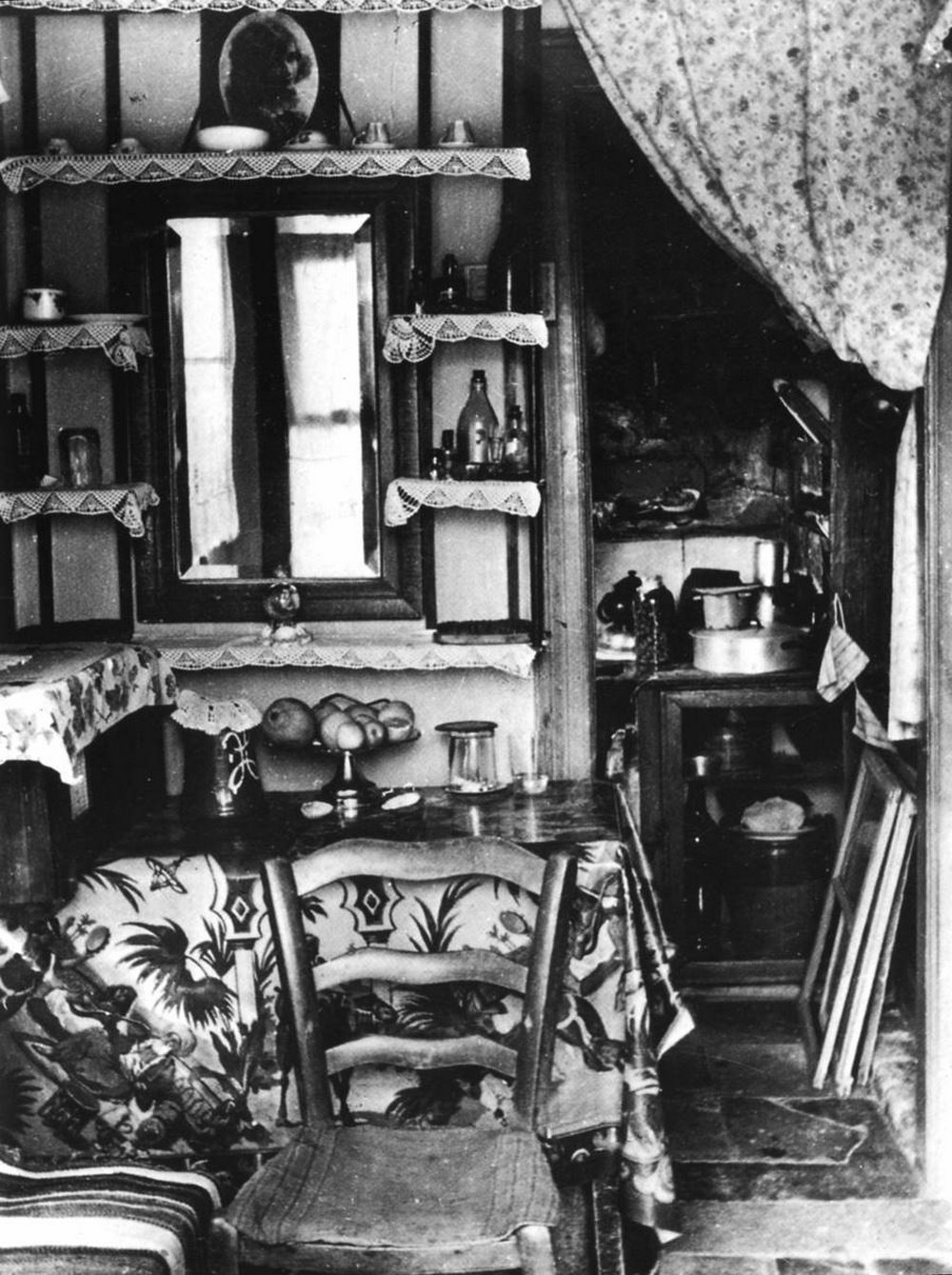 161. Καισαριανή 1950-51.